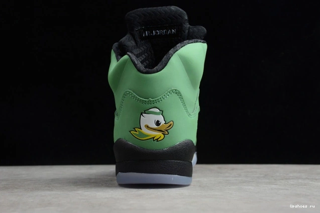 454803-535 5 Air Retro Oregon Ducks Jordan 0916